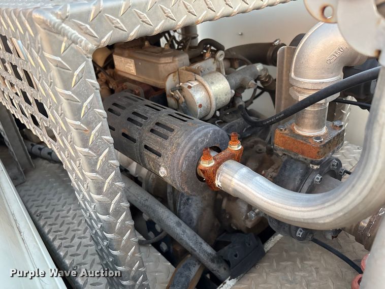 image for item EU4603 2002 International 4800 pumper fire truck