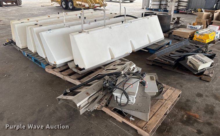 image for item EU5024 Monroe truck parts 