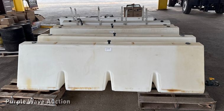 image for item EU5024 Monroe truck parts 