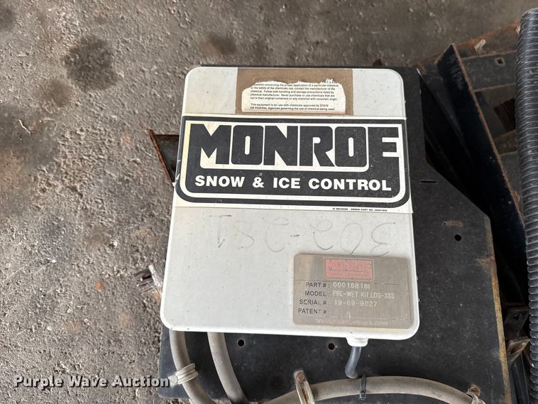 image for item EU5024 Monroe truck parts 