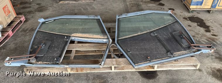 image for item EU5026 (2) Hamm doors