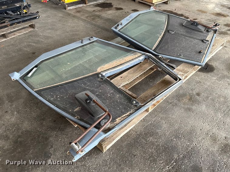 image for item EU5026 (2) Hamm doors