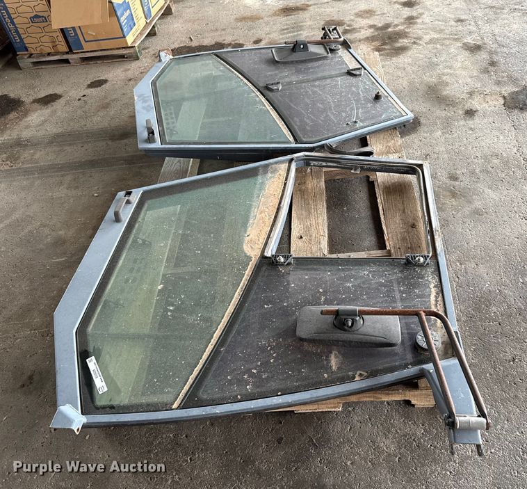 image for item EU5026 (2) Hamm doors