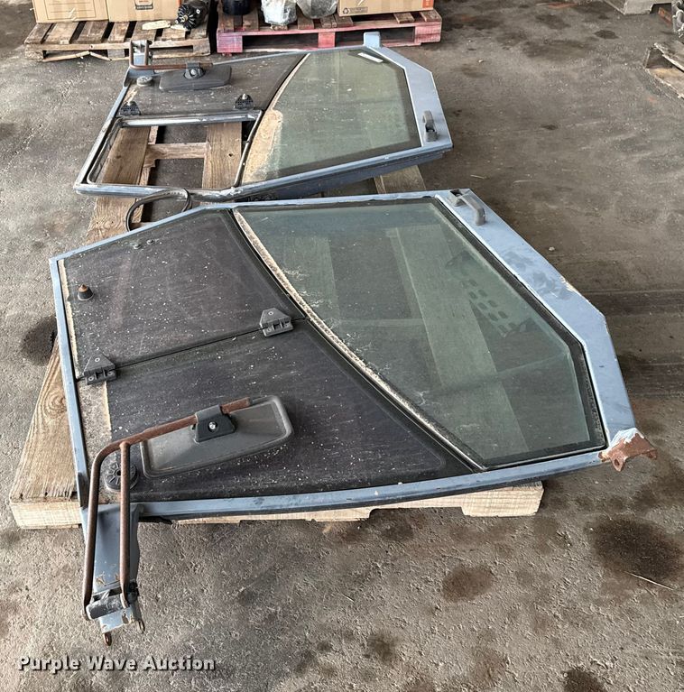 image for item EU5026 (2) Hamm doors