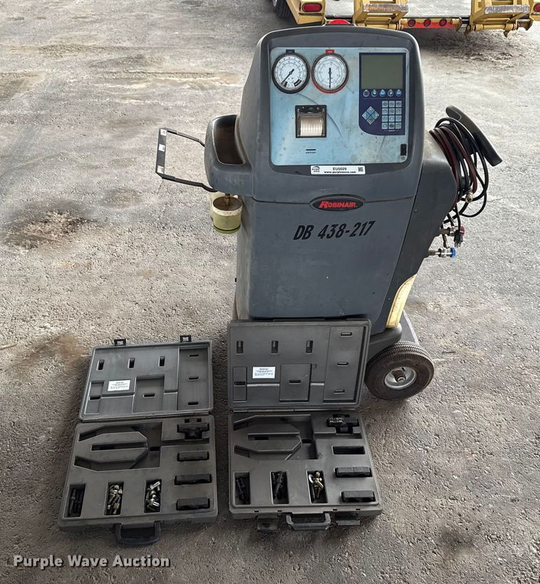 image for item EU5029 Robinair 34988 AC service machine