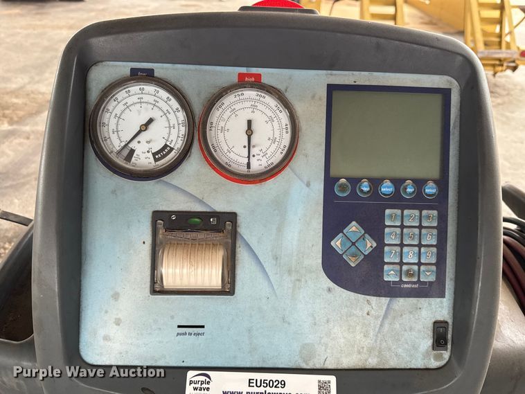 image for item EU5029 Robinair 34988 AC service machine