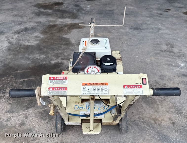 image for item EU5030 2007 Ingersoll Rand WS1813OH concrete saw