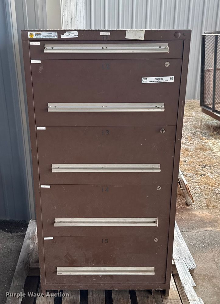 image for item EU5032 Stanley storage cabinet