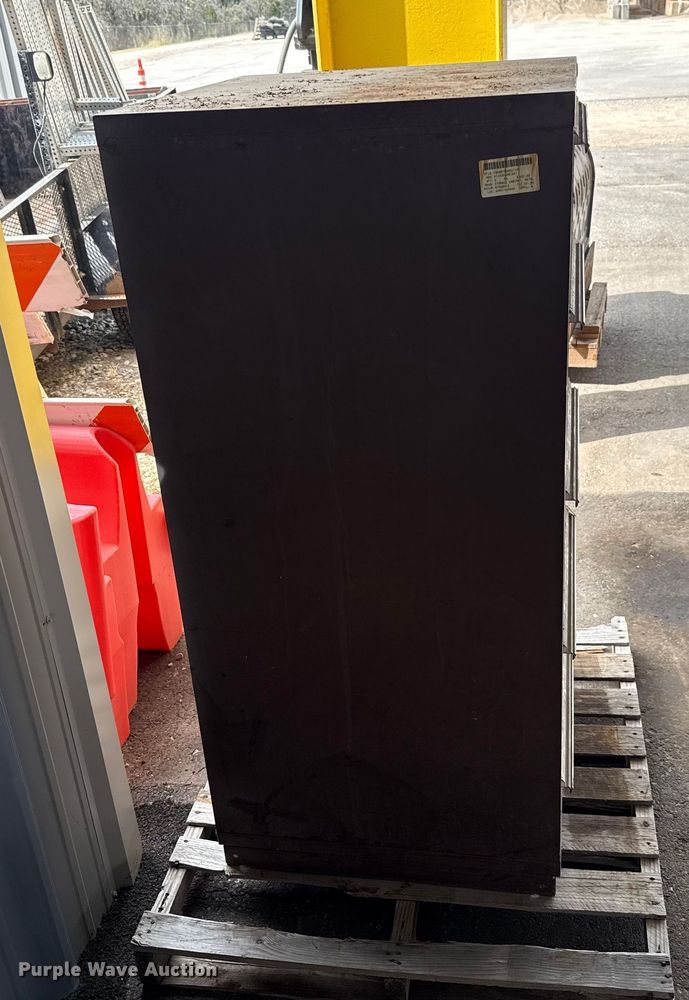 image for item EU5032 Stanley storage cabinet