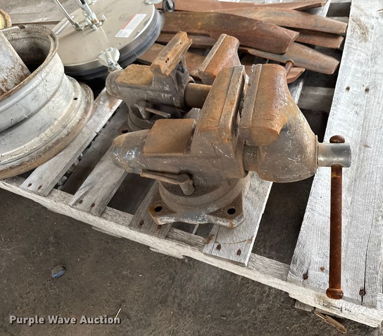 image for item EU5034 Tools