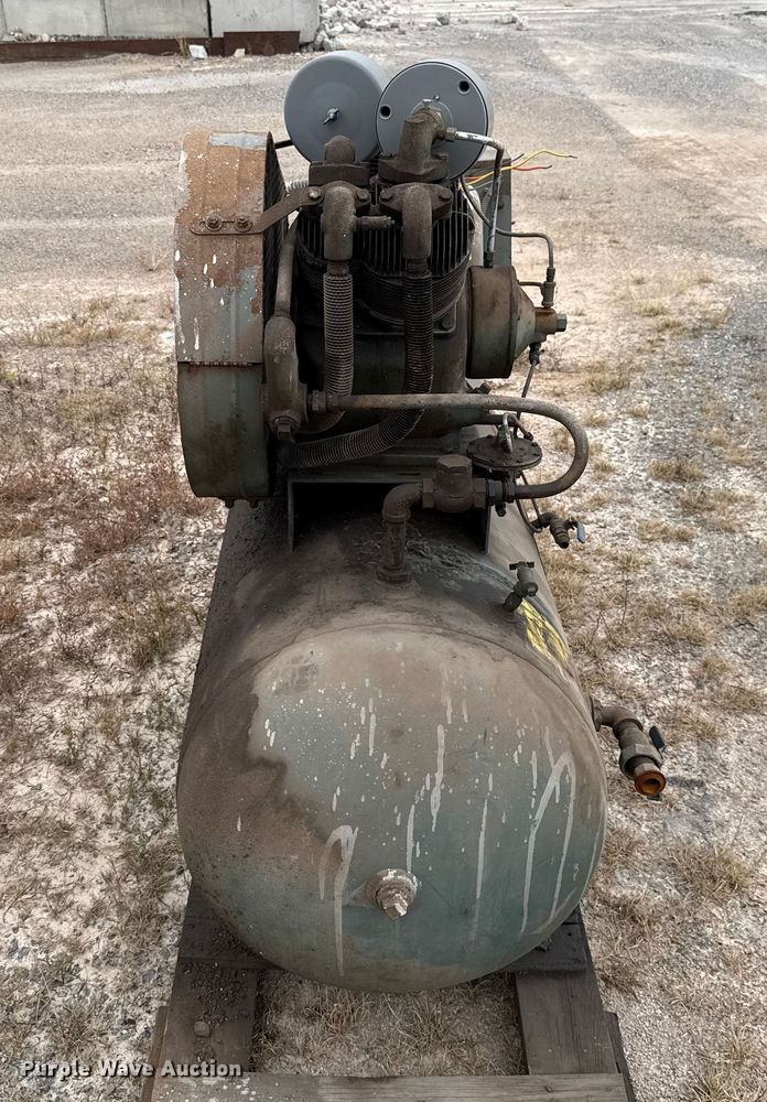 image for item EU5036 Champion air compressor