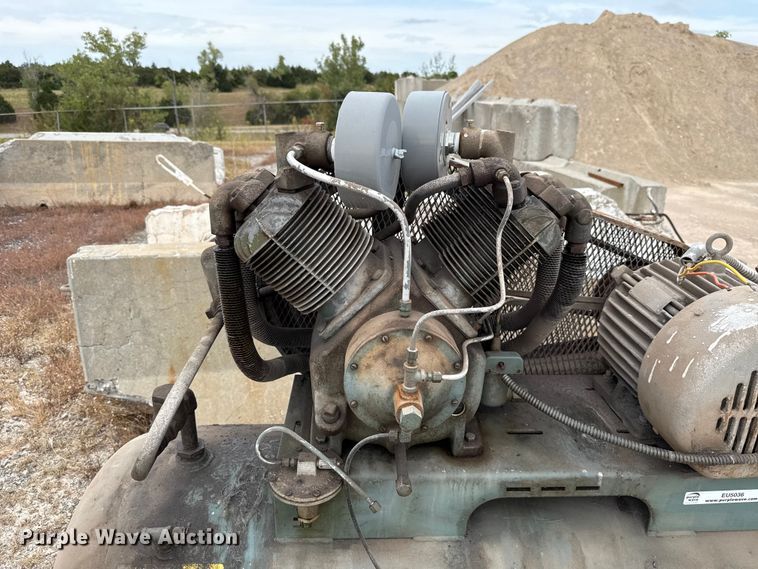 image for item EU5036 Champion air compressor