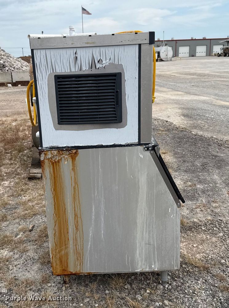 image for item EU5037 Scotsman C0330SA-1A ice machine