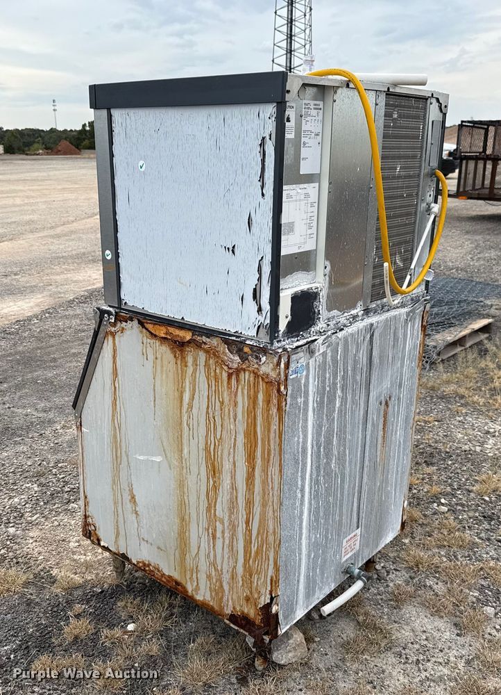 image for item EU5037 Scotsman C0330SA-1A ice machine