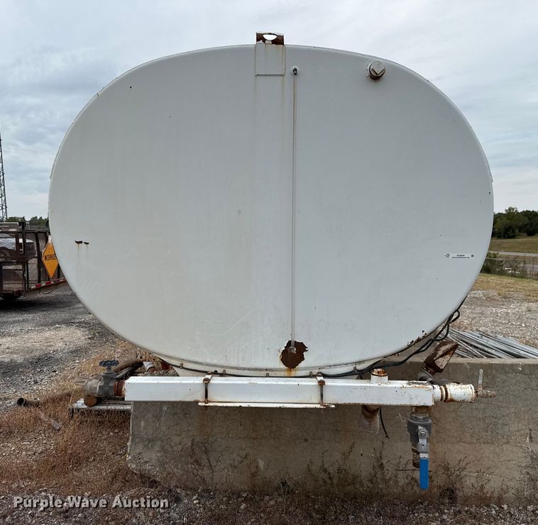 image for item EU5040 Rosco DS4000 water tank bed