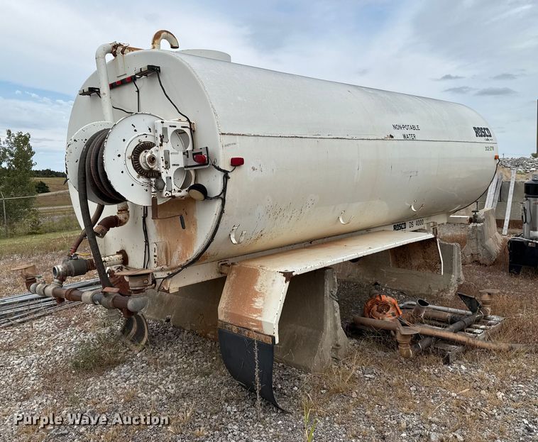 image for item EU5040 Rosco DS4000 water tank bed