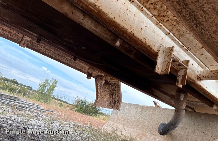 image for item EU5040 Rosco DS4000 water tank bed