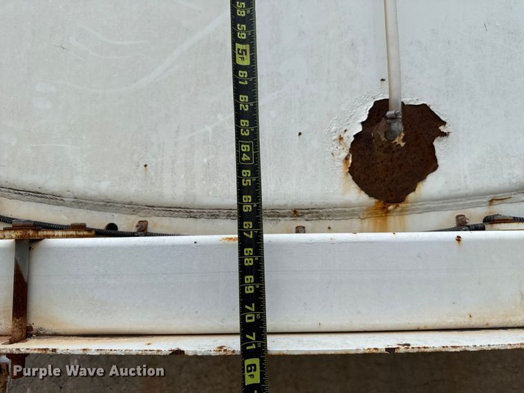 image for item EU5040 Rosco DS4000 water tank bed