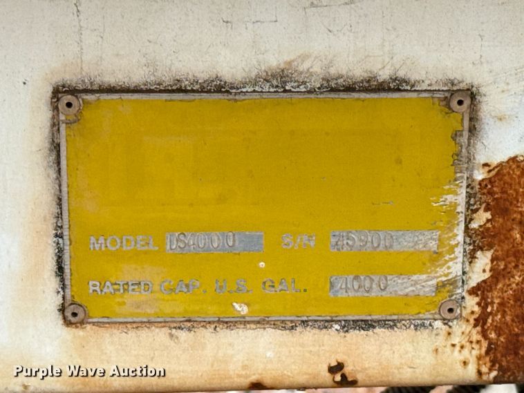 image for item EU5040 Rosco DS4000 water tank bed