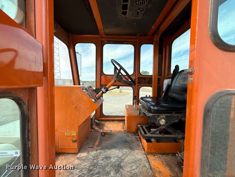 image for item EU5043 1998 Broce RJ350 broom