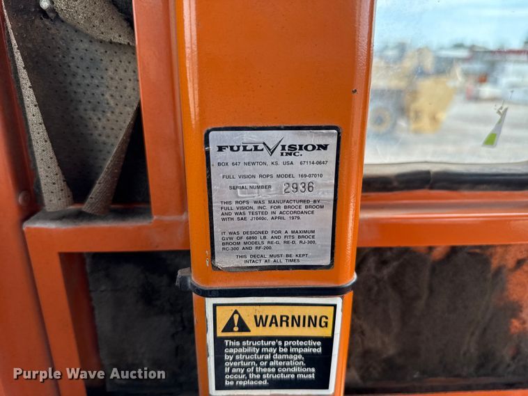 image for item EU5043 1998 Broce RJ350 broom