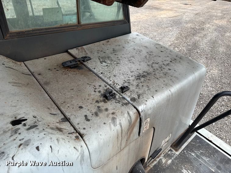 image for item EU5045 Gradall XL4100 III wheeled excavator