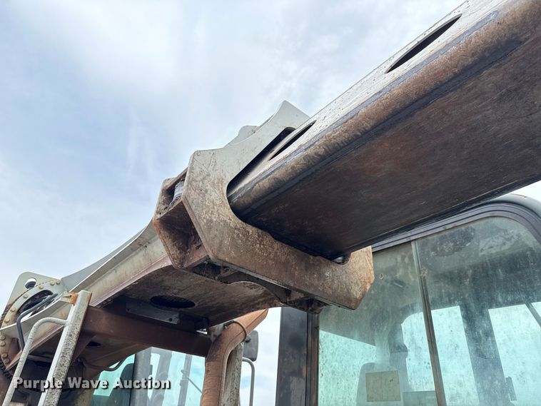 image for item EU5045 Gradall XL4100 III wheeled excavator