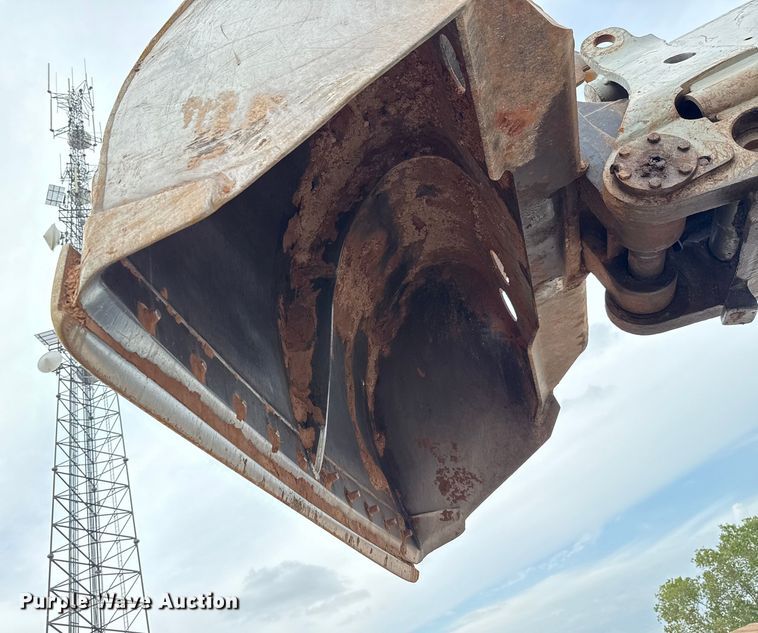 image for item EU5045 Gradall XL4100 III wheeled excavator