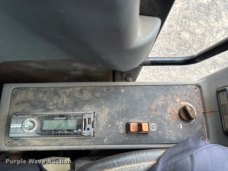 image for item EU5045 Gradall XL4100 III wheeled excavator