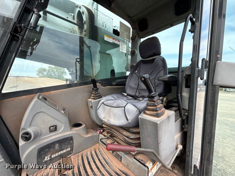 image for item EU5045 Gradall XL4100 III wheeled excavator