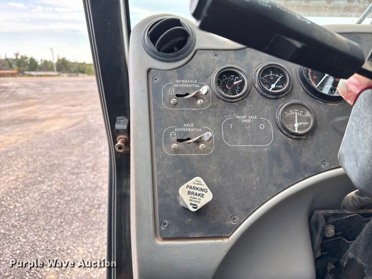 image for item EU5045 Gradall XL4100 III wheeled excavator