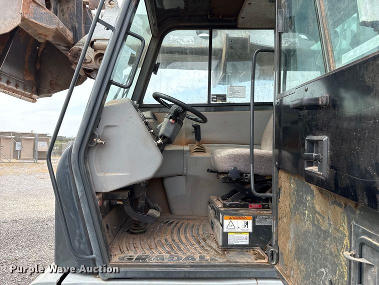 image for item EU5045 Gradall XL4100 III wheeled excavator