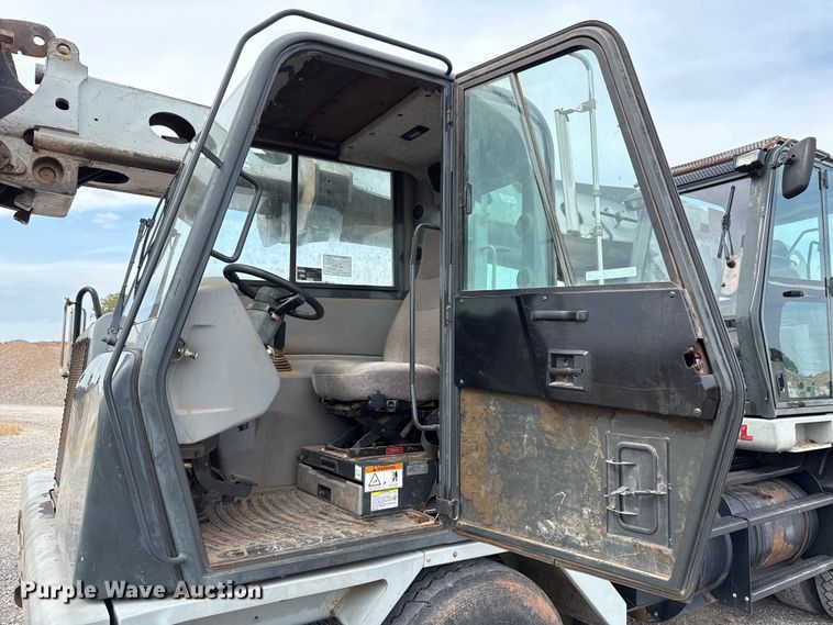 image for item EU5045 Gradall XL4100 III wheeled excavator