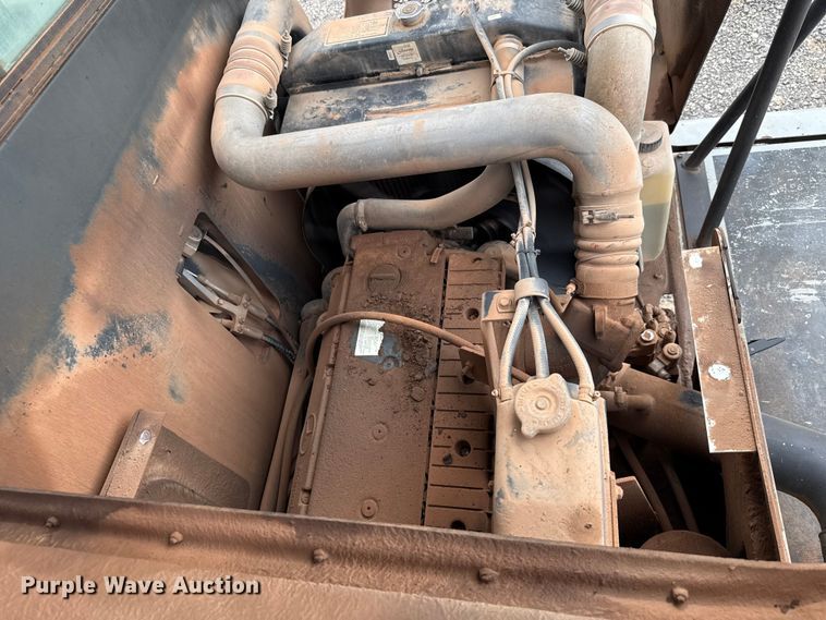 image for item EU5045 Gradall XL4100 III wheeled excavator