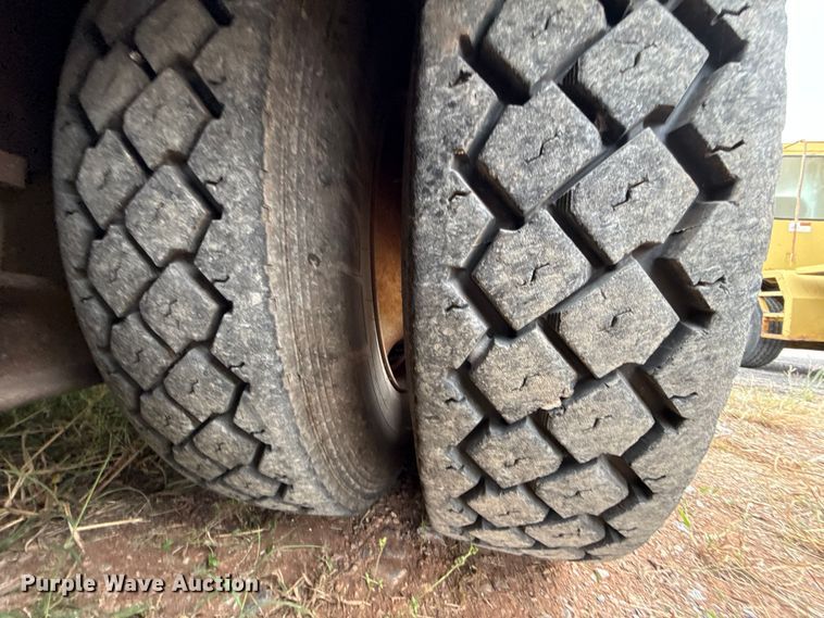 image for item EU5045 Gradall XL4100 III wheeled excavator