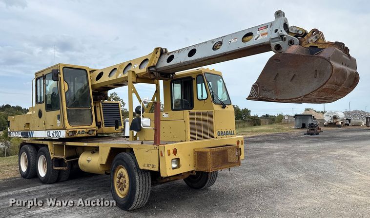 image for item EU5046 Gradall XL 4100 wheeled excavator