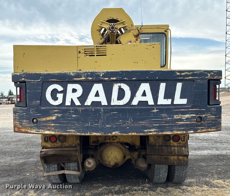 image for item EU5046 Gradall XL 4100 wheeled excavator