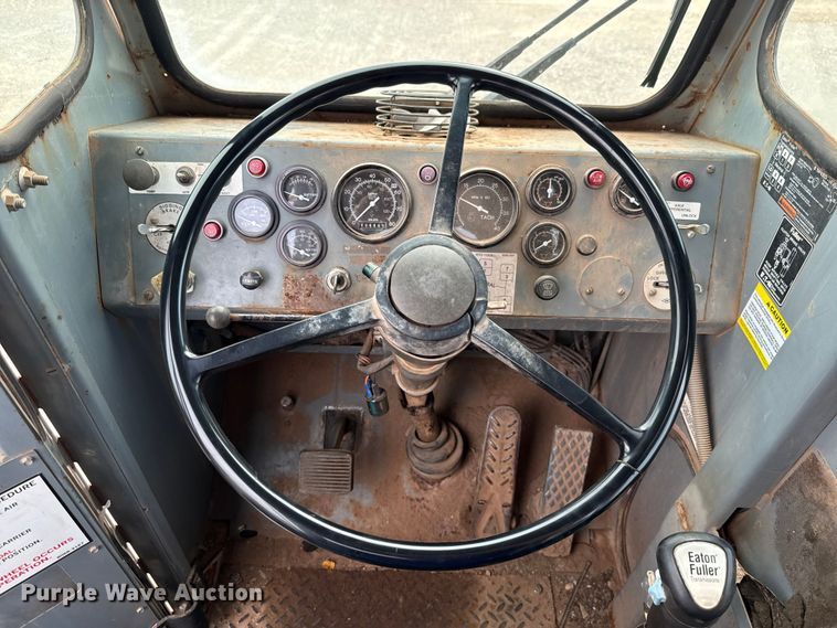 image for item EU5046 Gradall XL 4100 wheeled excavator