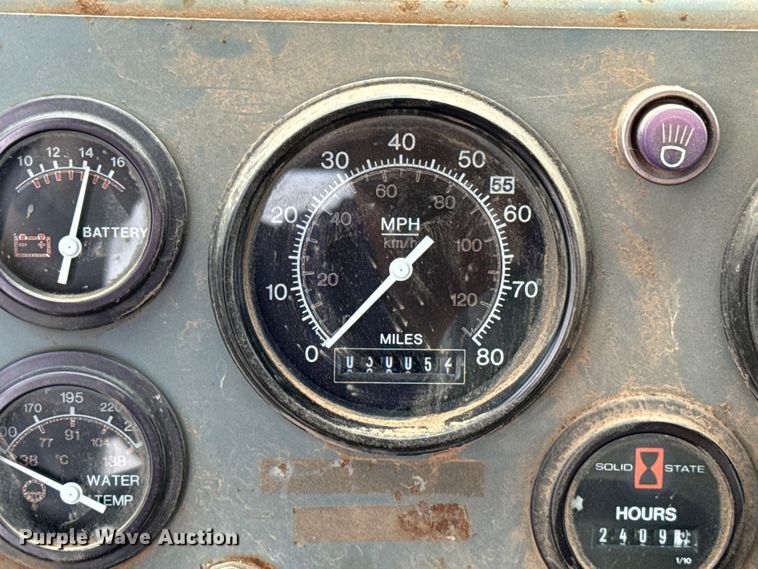 image for item EU5046 Gradall XL 4100 wheeled excavator