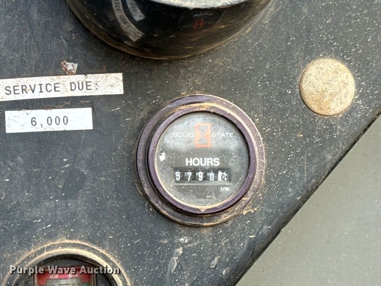 image for item EU5046 Gradall XL 4100 wheeled excavator