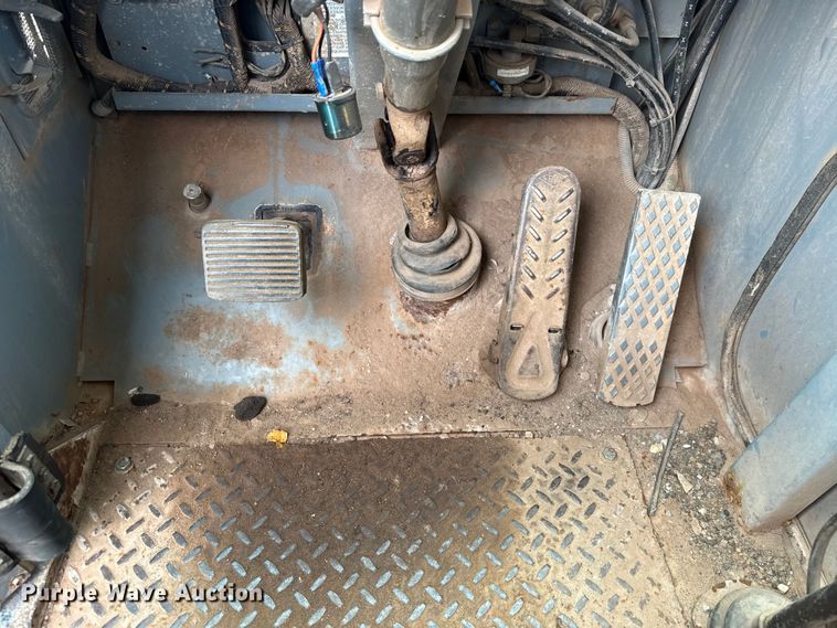 image for item EU5046 Gradall XL 4100 wheeled excavator