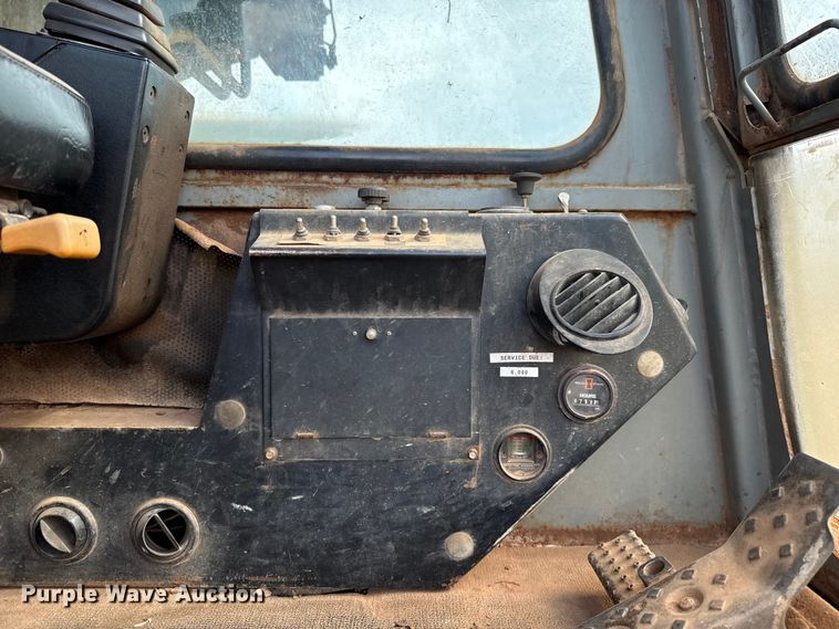 image for item EU5046 Gradall XL 4100 wheeled excavator