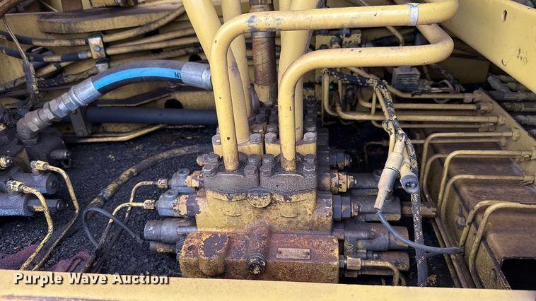 image for item EU5046 Gradall XL 4100 wheeled excavator