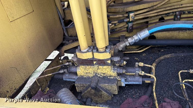 image for item EU5046 Gradall XL 4100 wheeled excavator