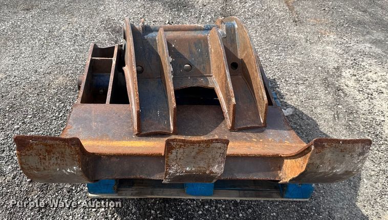 image for item EU5046 Gradall XL 4100 wheeled excavator