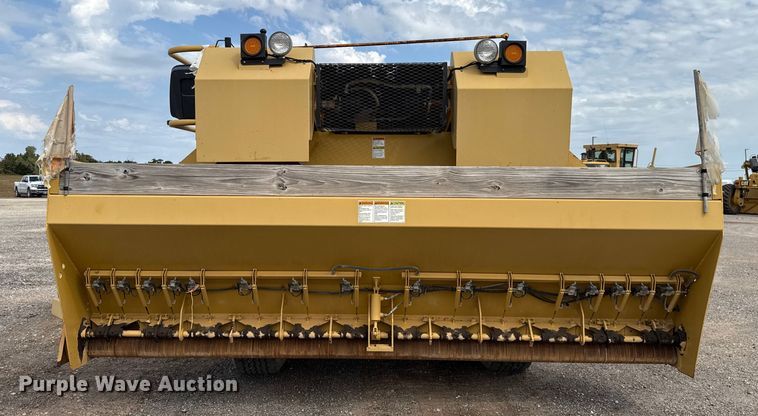 image for item EU5047 2008 Etnyre 2WD chip spreader