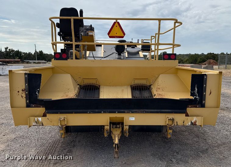 image for item EU5047 2008 Etnyre 2WD chip spreader