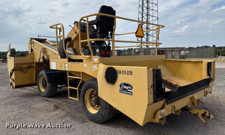 image for item EU5047 2008 Etnyre 2WD chip spreader