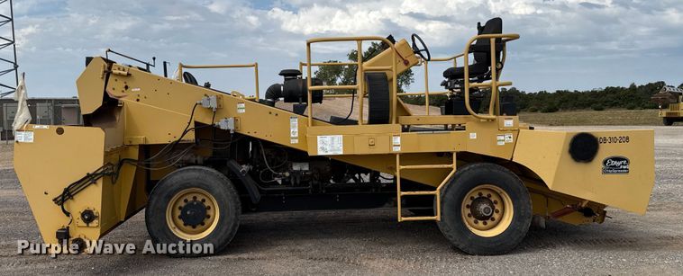 image for item EU5047 2008 Etnyre 2WD chip spreader