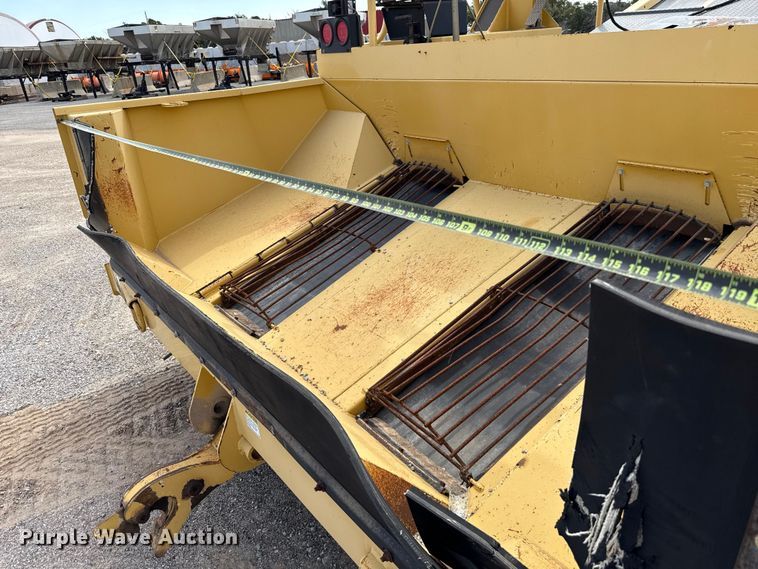 image for item EU5047 2008 Etnyre 2WD chip spreader